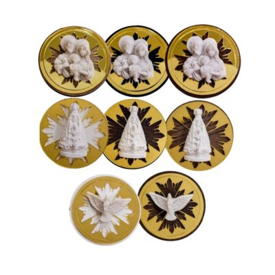 Imã de Geladeira Acrílico Dourado, MDF e Imagens em Resina 7×7 cm – 14514